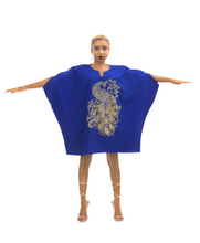 Load image into Gallery viewer, Unisex Freestyle Top with Stoned Peacock Design
